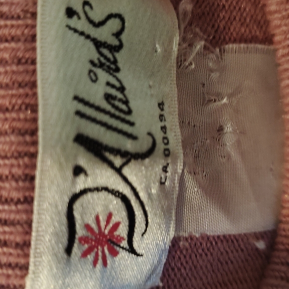 Pink sweater - Picture 2 of 2